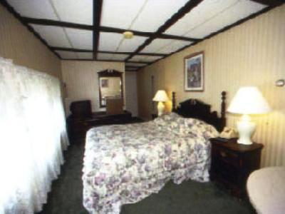 Shoreway Acres Inn Фолмут Экстерьер фото